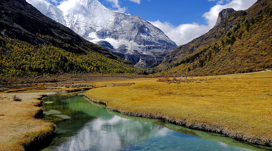 西藏旅游旅行社报价的影响因素